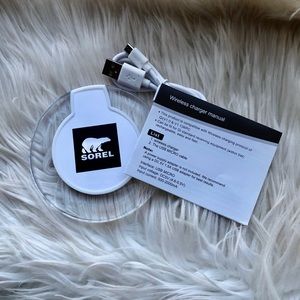 Logo graphic wireless charger